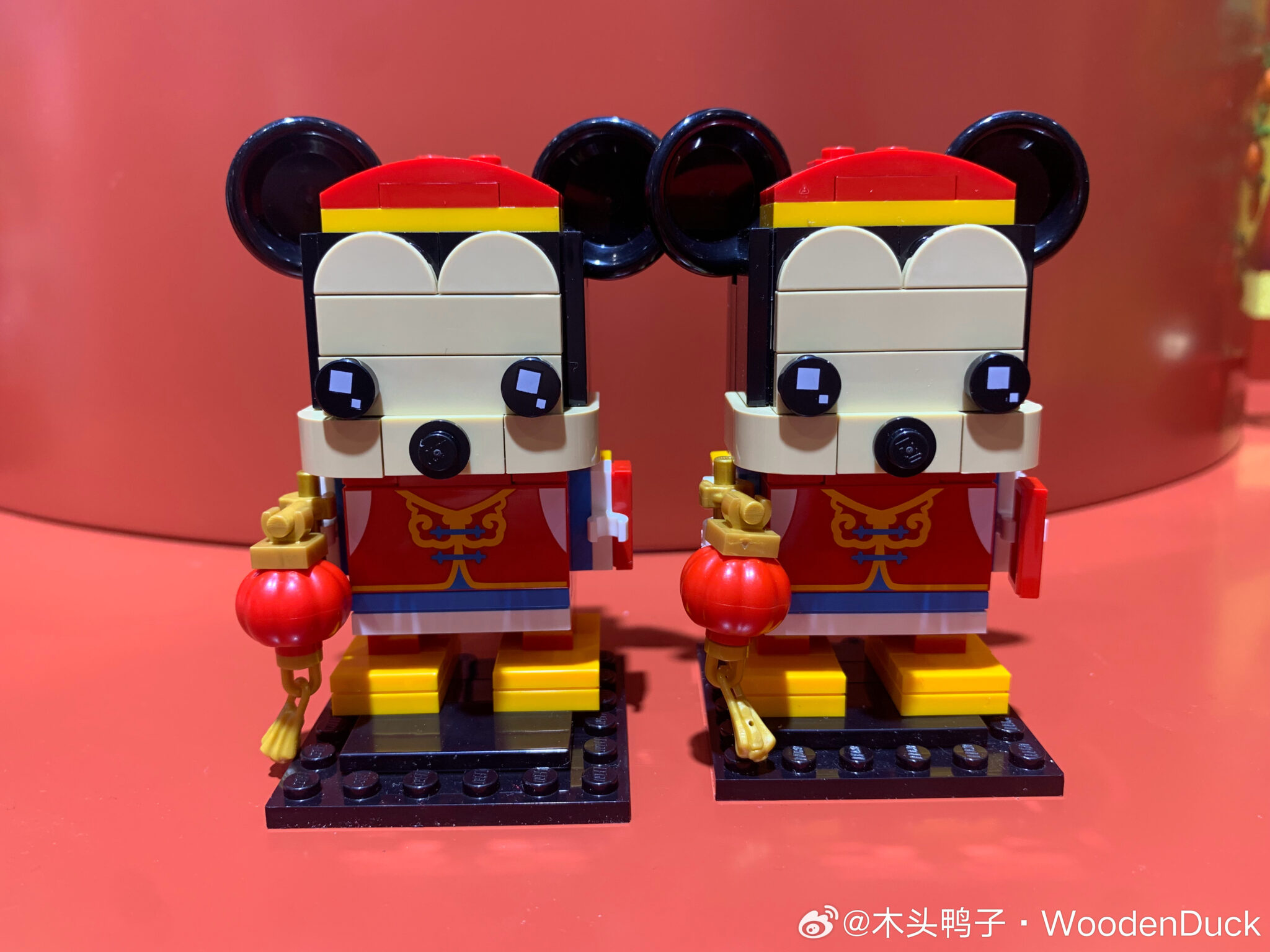 LEGO-BrickHeadz-Spring-Festival-Mickey-Mouse-40673-Preview-2.jpg