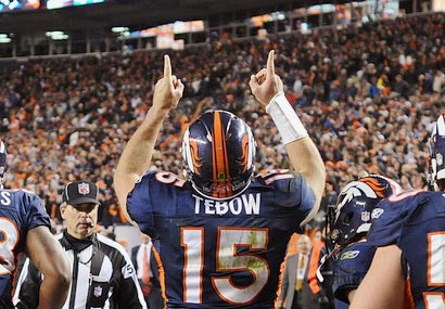 Tim-Tebow-GmodSaveJets.jpg