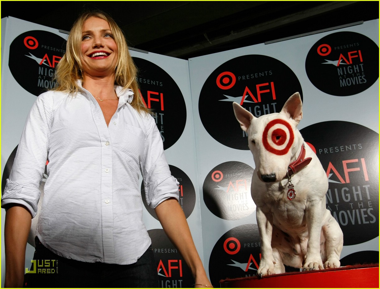 cameron-diaz-dog-04.jpg