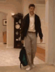 tenor.gif