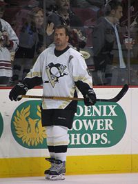 200px-Mark_Recchi.jpg