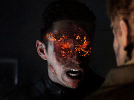 tumblr_oe8n9m0xqi1rpzbdgo2_r2_400.gif