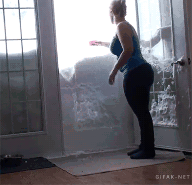 cat-snow-burst.gif
