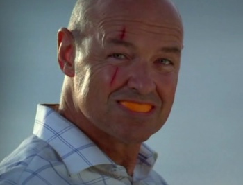 Locke-in-LOST-pilot-with-orange.jpg