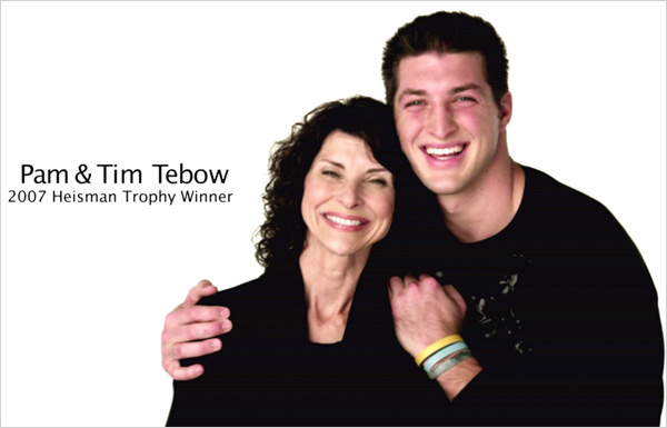 tim-tebow-mom-superbowl-commercial.jpg