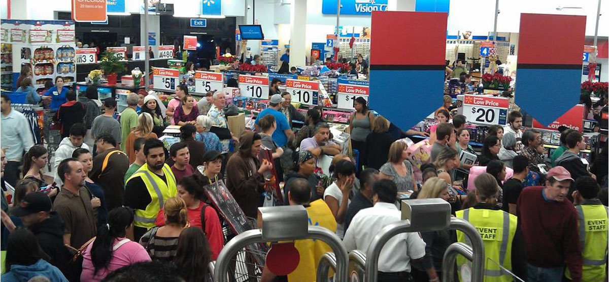 Walmart-BF-crowd-2012.jpg