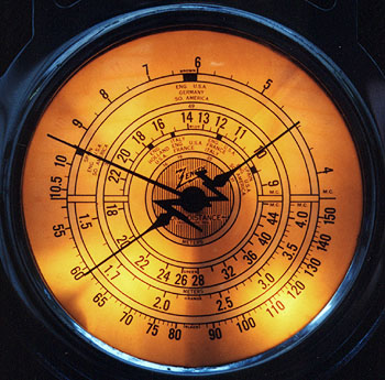 835dial.jpg