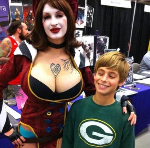 tumblr_n6r82h9SeL1rwnp75o1_500.jpg