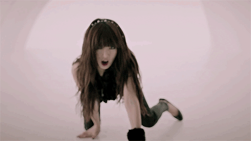 tumblr_m17nouBFiu1r99f4t.gif