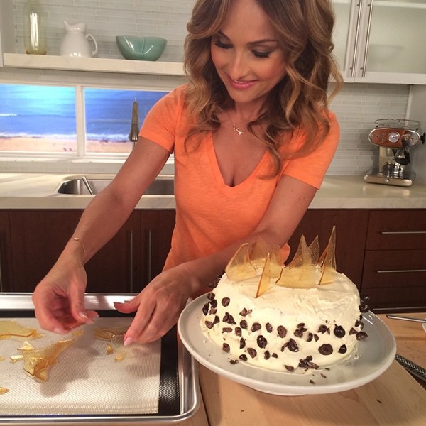 Giada-Spits-In-Bucket.jpg