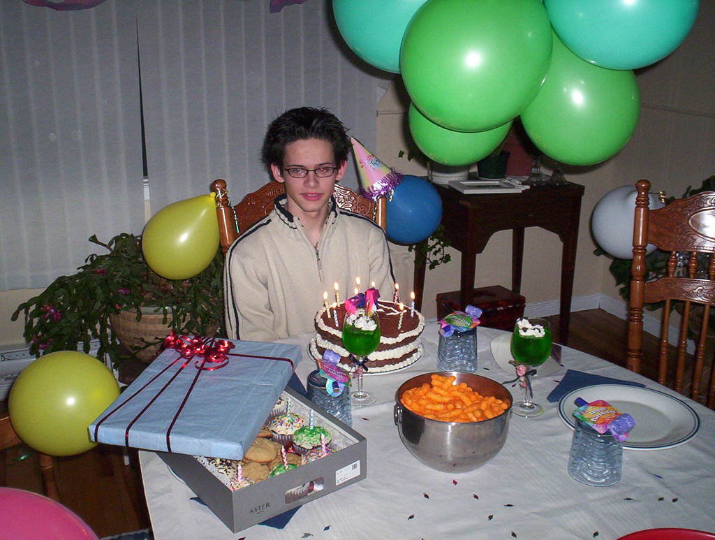 party-lame.jpg
