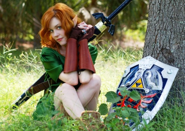 female-link.jpg