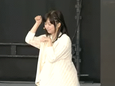 e8oSKSe.gif