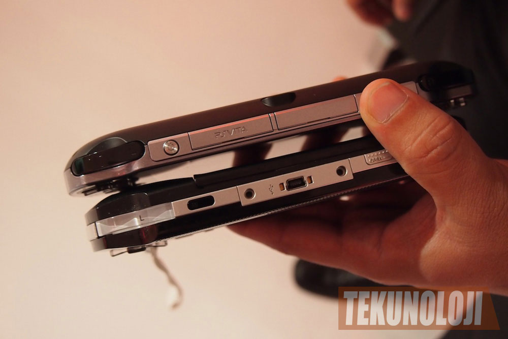 ps-vita-size-comparison-5.jpg