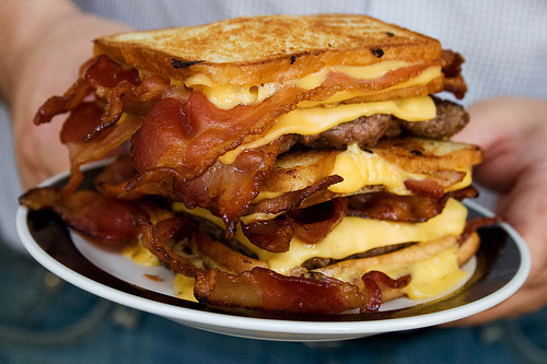 big_bacon_and_cheeseburger.jpg