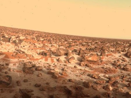 Mars_surface_Viking.jpg