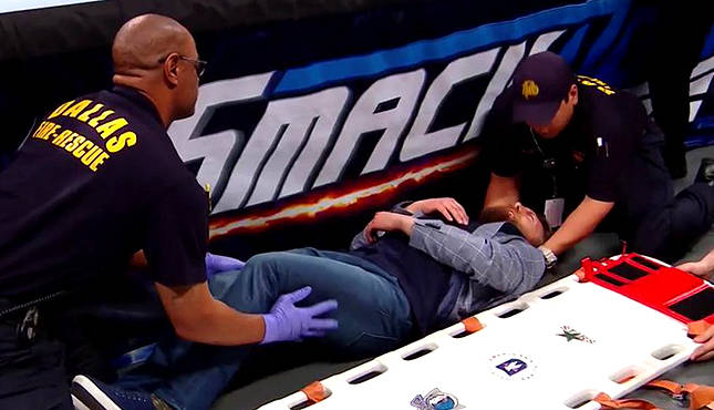 Daniel-Bryan-Smackdown-Stretcher-645x370.jpg