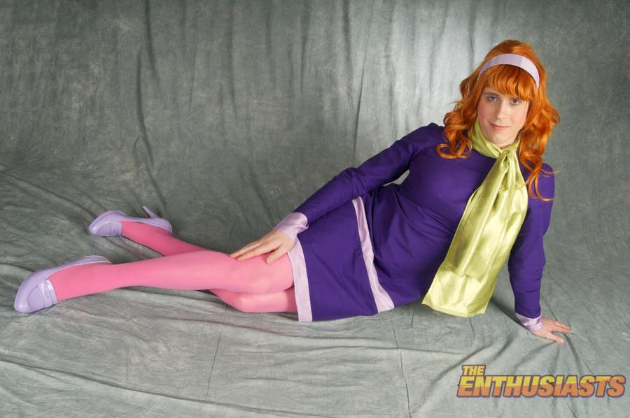 daphne_pose_1_by_reipoker-d47mldj.jpg