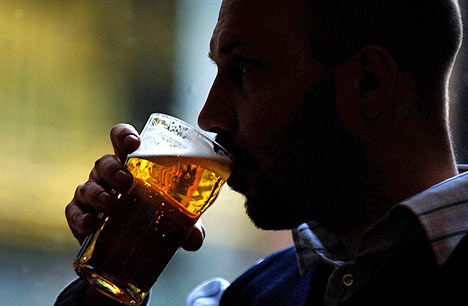 drinking-alcohol_0.jpg