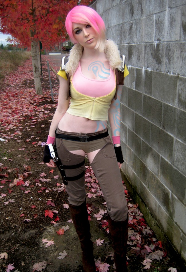 borderlands-lilith-cosplay2.jpg