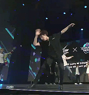 tumblr_o9cz82FgNP1r946z7o1_400.gif