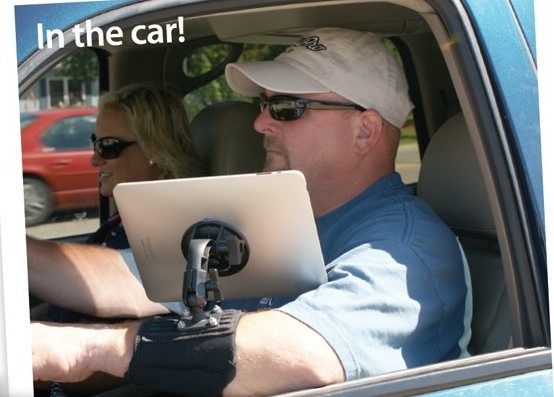 worst-ipad-car-mount.jpg