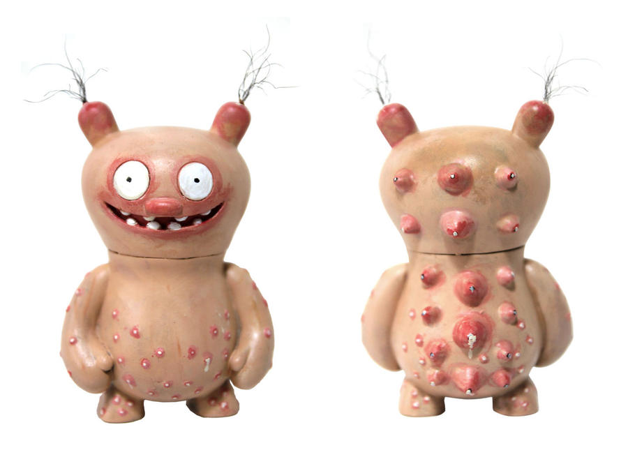 ugly_ugly_doll_by_lukechueh-d598rtf.jpg