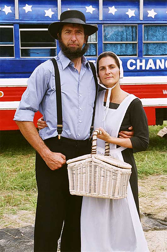 amish-couple.jpg