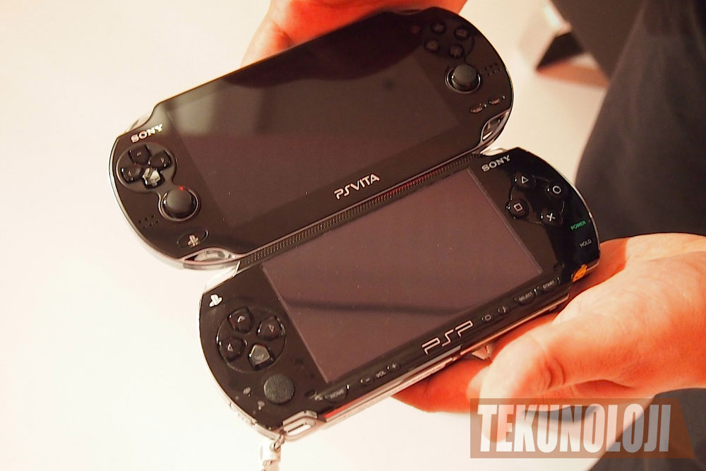 ps-vita-size-comparison-1.jpg