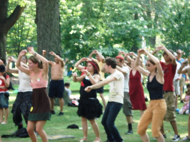 white-people-dancing.jpg