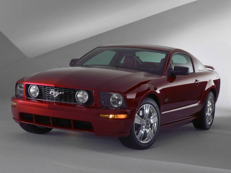 fordmustanggt2005front1.jpg