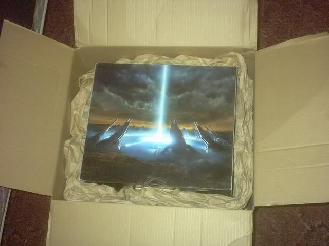amzn-halo-3-lgdy-ed-pkg-1.jpg