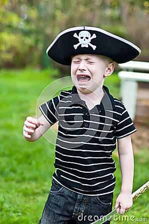 young-pirate-crying-11599344.jpg