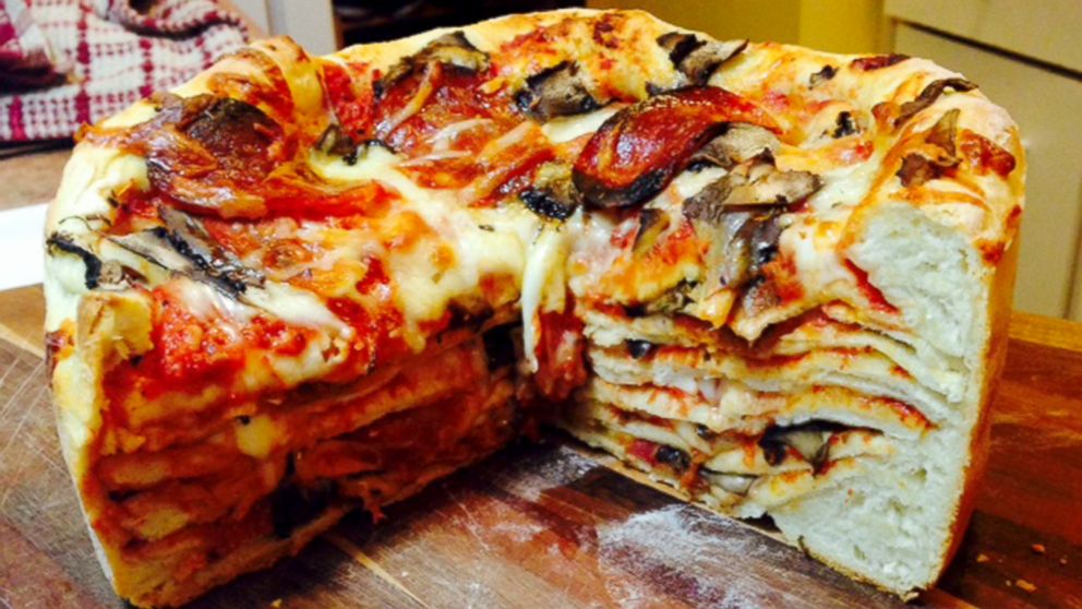 HT_pizza_cake_03_jef_140620_16x9_992.jpg