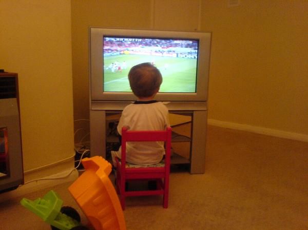 too-close-to-tv.jpg