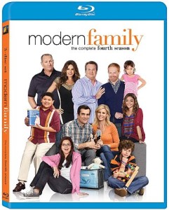 Modern-Family-S4-BD-241x300.jpg