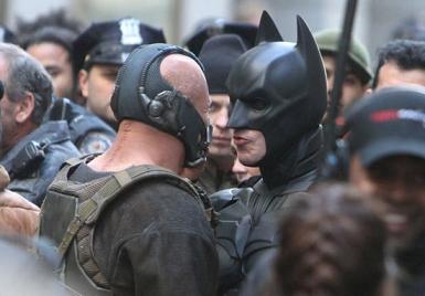 Batman_Bane_Kiss_Dark_Knight_Rises.jpg